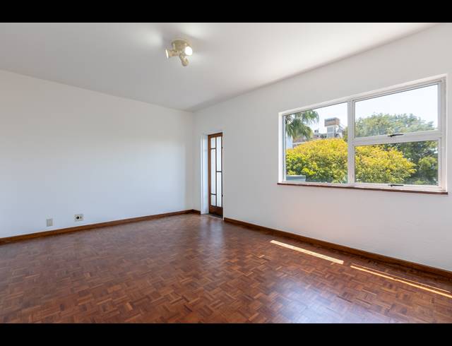 2 BEDROOM APARTMENT FOR SALE IN WYNBERG